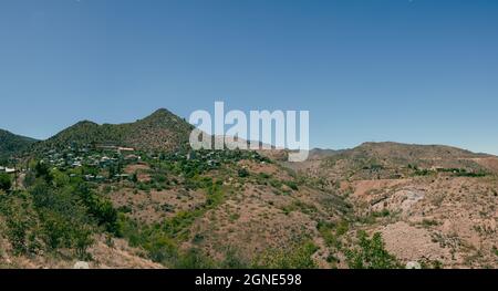 Panorama de Jerome, Arizona avec Cléopâtre Hill Banque D'Images