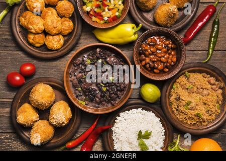 assortiment de plats avec délicieux plats brésiliens. Haute qualité et résolution magnifique concept de photo Banque D'Images