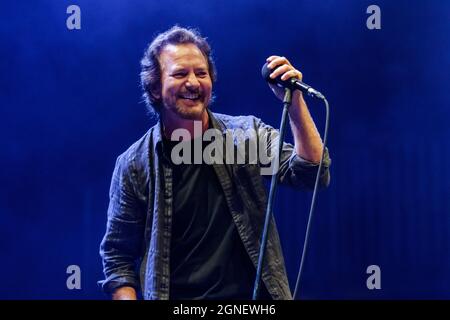 24 septembre 2021: Eddie Vedder se produit à OhanaFest Day1 Doheny State Beach le 24 septembre 2021 à Dana point, Californie (Credit image: © Marissa carter/ZUMA Press Wire) Banque D'Images