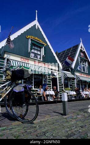 PAYS-BAS, RÉGION DE NOORD-HOLLANDE ET IJSSELMEER, VILLAGE DE MARKEN Banque D'Images