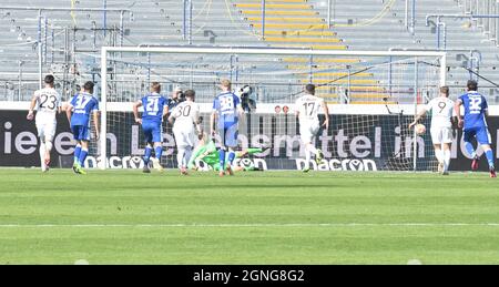 Le KSC perd contre le FC St pauli le 25 septembre 2021 à Wildparkstadion karlsruhe deuxième club de ligue karlsruher SC Banque D'Images