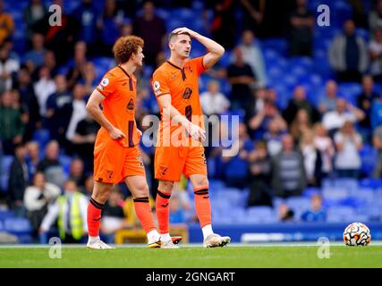 Kenny McLean, de Norwich City (à droite), apparaît abattu à la fin du match de la Premier League à Goodison Park, à Liverpool. Date de la photo: Samedi 25 septembre 2021. Banque D'Images