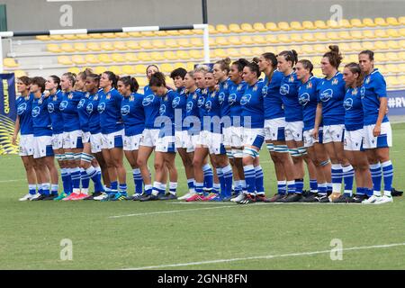 Parme, Italie. 25 septembre 2021. L'équipe italienne pendant les hymnes nationaux pendant la qualification de coupe du monde de la Femme de Rugby 2022 - Italie contre Espagne, coupe du monde à Parme, Italie, septembre 25 2021 crédit: Agence de photo indépendante/Alamy Live News Banque D'Images