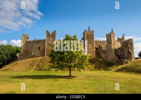 Les murs et les tours du château de Framingham, Framingham, Suffolk, Angleterre Banque D'Images