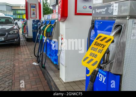 DENHAM, ANGLETERRE - 25 septembre 2021 : pompe à carburant hors service en raison de la crise de pénurie de carburant Banque D'Images