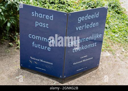 Panneau d'affichage Monument national de l'histoire des esclaves à Oosterpark Amsterdam pays-Bas 2019 Banque D'Images