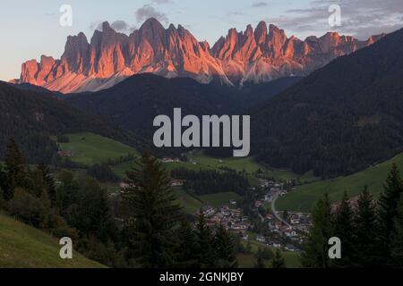 Ranui, Odle Group, Funes, Alto Adige, Dolomites, Tyrol du Sud, Italie Banque D'Images