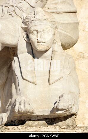 Italie, Rome, Piazza del Campidoglio, statue romaine du Nil avec sphinx Banque D'Images