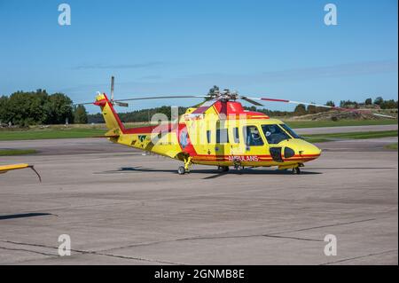 Göteborg, Suède - août 30 2008 : Sikorsky S-76A MkII Lifeguard 8898 au salon aéronautique de Göteborg. Banque D'Images