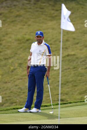 Sergio Garcia de l'équipe des États-Unis sur le 6ème vert pendant le troisième jour de la 43ème Ryder Cup à Whistling Straits, Wisconsin. Date de la photo: Dimanche 26 septembre 2021. Banque D'Images