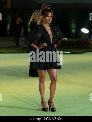 25 septembre 2021, Californie, États-Unis : Halle Berry assiste au gala d'ouverture du musée du mouvement de l'Académie qui a lieu au musée du mouvement de l'Académie sur le boulevard Wishire. (Credit image: © Billy Bennight/ZUMA Press Wire) Banque D'Images