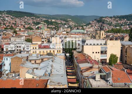 Paysage urbain du centre-ville de Sarajevo en été, BiH Banque D'Images