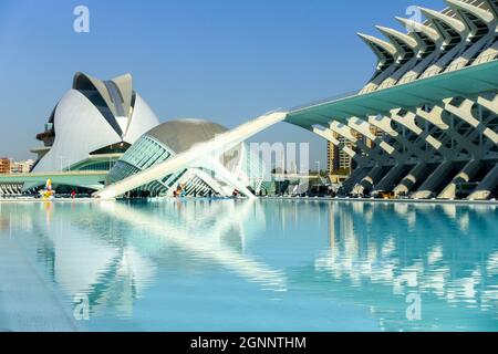 Espagne, Cité des Arts et des Sciences de Valence, architecture moderne de Calatrava Banque D'Images