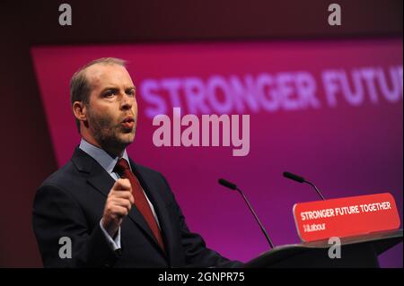 Brighton, Angleterre. 27 septembre 2021. Jonathan Reynolds, Secrétaire d'État adjoint au travail et aux pensions, prononce son discours lors de la séance du matin, le troisième jour de la conférence annuelle du Parti travailliste au Brighton Centre. Kevin Hayes/Alamy Live News Banque D'Images