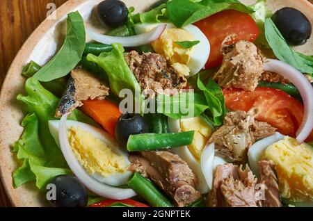 Tonosalata - salade de thon traditionnelle de Grèce Banque D'Images