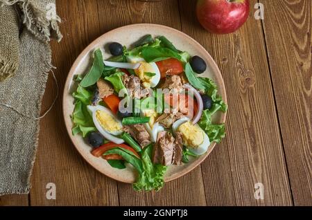 Tonosalata - salade de thon traditionnelle de Grèce Banque D'Images