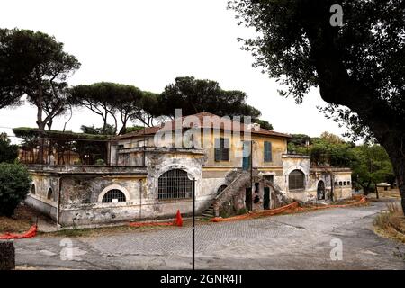 Visite de l'ancien hôpital psychiatrique de Santa Maria della Pieta'. L'hôpital psychiatrique, construit entre 1907 et 1913 et définitivement fermé seulement Banque D'Images