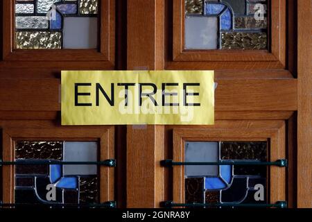 Église Saint Joseph des fins. Porte. Entrée. Annecy. France. Banque D'Images