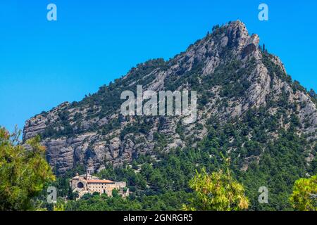 Paysage autour du couvent de la mare de Deus dels anges ou du couvent de San Salvador de la mère de Dieu des Anges Horta de Sant Joan Tarragone Catal Banque D'Images