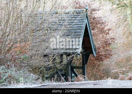 Parkend, forêt de Dean, gloucestershire Royaume-Uni janvier 30 2019 refuge rural église paroissiale conseil de la communauté sur un froid wintry glacial matin Banque D'Images