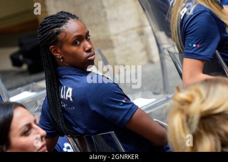 Rome, Italie. 27 septembre 2021. Joueur Sylvia Nwakalor lors de la rencontre avec le premier ministre italien et les champions italiens de volleyball féminin et masculin de l'Europe.Rome (Italie), 27 septembre 2021 photo Pool Stefano Carofei Insidefoto crédit: Insidefoto srl/Alay Live News Banque D'Images