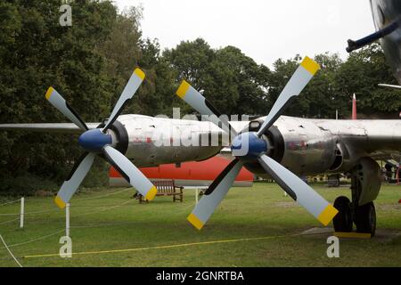 Vickers 806 Viscount G-APIM 1958, Brooklands, Weybridge, Surrey, Angleterre Banque D'Images