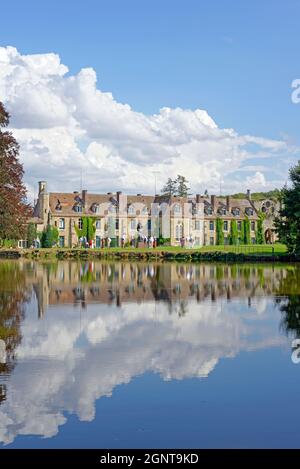 France, Yvelines (78), parc naturel régional de la haute Vallée de Chevreuse, Cernay-la-ville, abbaye des Vaux de Cernay // France, Yvelines (78), Hau Banque D'Images