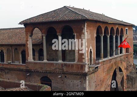 La Casa dei Cavalieri di Rodi dans le Forum d'Auguste à Rome construit par les Chevaliers hospitaliers Banque D'Images