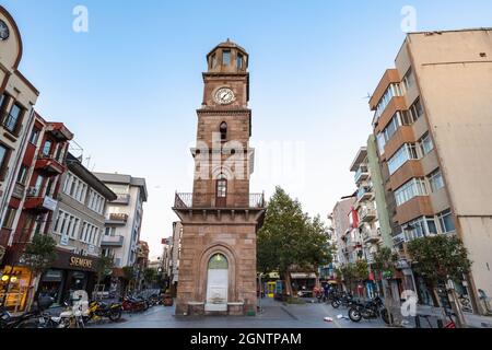 Tour de l'horloge dans le centre-ville de Canakkale, un point de repère sur la rue de Canakkale, Turquie. Banque D'Images