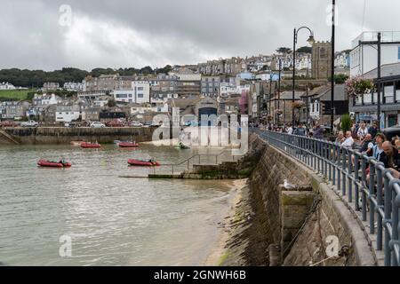 St Ives, Cornwall, Royaume-Uni. 12 septembre 2021. Le port de St Ives, Cornouailles.St Ives est l'une des villes les plus célèbres de Cornouailles Angleterre. Chaque été, les vacanciers affluent à St Ives pour profiter des plages de sable blanc et de la campagne environnante. (Image de crédit : © Edward Crawford/SOPA Images via ZUMA Press Wire) Banque D'Images