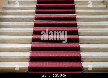 Escalier d'entrée de l'Académie croate des sciences et des arts À Zagreb Banque D'Images