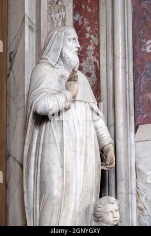 Saint Antoine le Grand statue sur l'autel de Saint François d'assise dans le Saint John the Baptist Church, à Zagreb, Croatie Banque D'Images