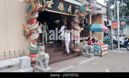 Wat Hua Lamphong Temple Royal bouddhiste aka Temple Coffin Rama IV Road Bangkok Thaïlande Banque D'Images