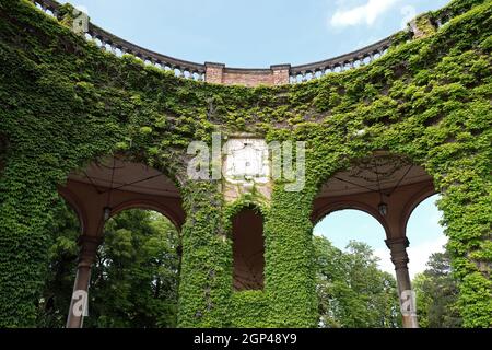 L'architecture monumentale du cimetière Mirogoj arcades à Zagreb, capitale de la Croatie Banque D'Images