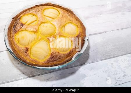 tarte aux poires appétissante faite à la maison à l'ancienne En France Banque D'Images