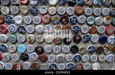 Collection de bouchons de bouteilles de bière, Shanghai, Chine Banque D'Images