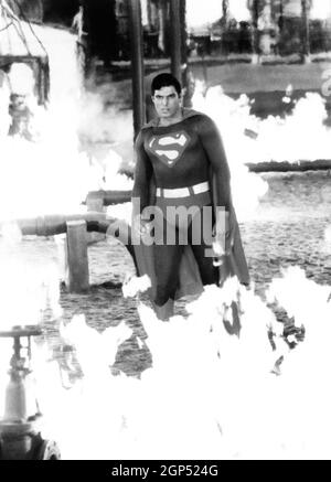 SUPERMAN III, Christopher Reeve, 1983. ©Warner Brothers/avec la permission de la collection Everett