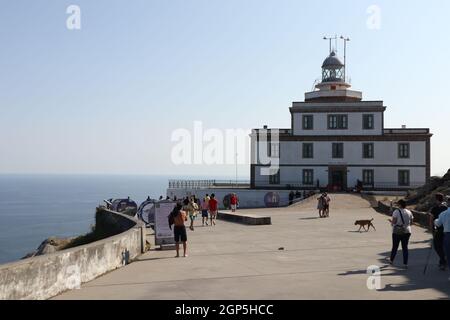 UN PHARE DE FINISTERRE, C'EST UNE DESTINATION FINALE EN CHEMIN DE ST. JAMES. Banque D'Images