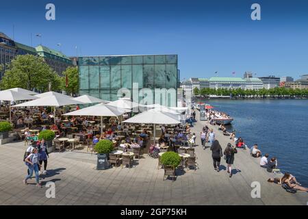 Bistro Mio, Jungfernstieg, Lac Alster intérieur, Hambourg, Allemagne Banque D'Images