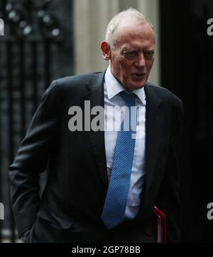 Londres, Angleterre, Royaume-Uni. 28 septembre 2021. Le ministre britannique de l'investissement Lord GRIMSTONE de Boscobel Kt est vu à l'extérieur du 10 Downing Street. (Image de crédit : © Tayfun Salci/ZUMA Press Wire) Banque D'Images