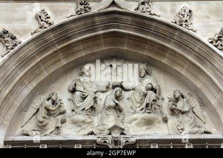 Le couronnement de la Bienheureuse Vierge Marie, l'Église Saint-Bernard de la Chapelle, Paris Banque D'Images