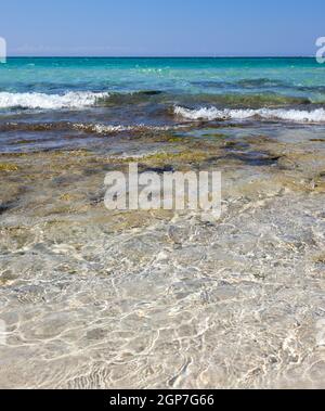 Plage de Baia Verde près de Gallipoli, Salento, Italie Banque D'Images