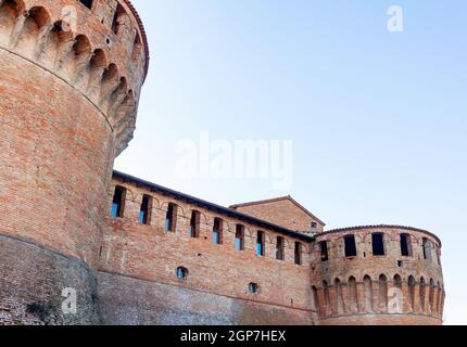 Forteresse médiévale en Dozza Imolese. Dozza est une commune italienne de la province de Bologne. Italie Banque D'Images