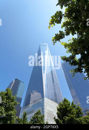 NEW YORK, NY - 11 JUILLET 2015 : la Tour de la liberté, située dans le bas de Manhattan, mesure 1,776 mètres sur le site de l'ancien World Trade Center. Banque D'Images