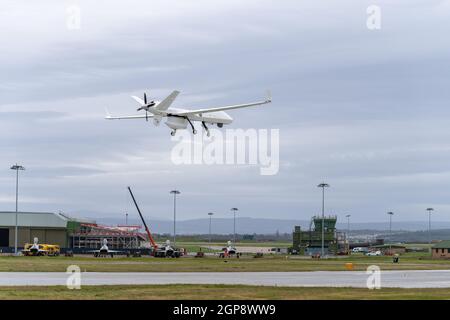 23 septembre 2021. RAF Lossiemouth, Moray, Écosse, Royaume-Uni. C'est le SkyGuardian qui est actuellement basé à RAF Lossiemouth atterrissage à la base, havi Banque D'Images