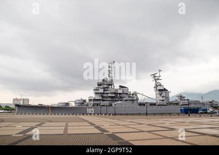 Novorossiysk, Russie - le 28 mai 2016 : l'amiral Navire Koutouzov. La région de Novorossiysk port commercial de la mer. Banque D'Images