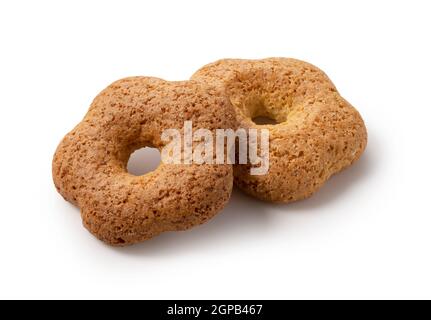 Produits de boulangerie japonais placés sur un fond blanc. Sobaboro . Gros plan Banque D'Images