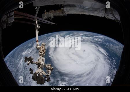 ISS - 28 août 2021 - l'ouragan Ida est photographié comme une tempête de catégorie 2 de la Station spatiale internationale alors qu'il était en orbite à 264 miles au-dessus du golfe de Banque D'Images