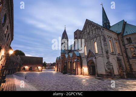 Rues colorées dans le centre-ville de Ribe Danemark. Banque D'Images