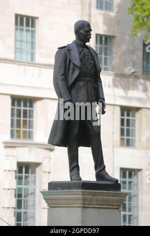 Statue de Lord Trenchard à Victoria Embankment Gardens, Londres, Angleterre, Royaume-Uni Banque D'Images